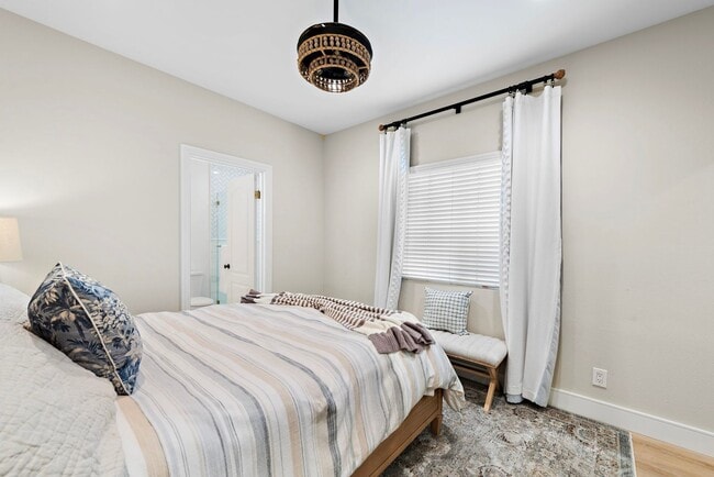 Building Photo - Vacation Rental on Balboa Peninsula