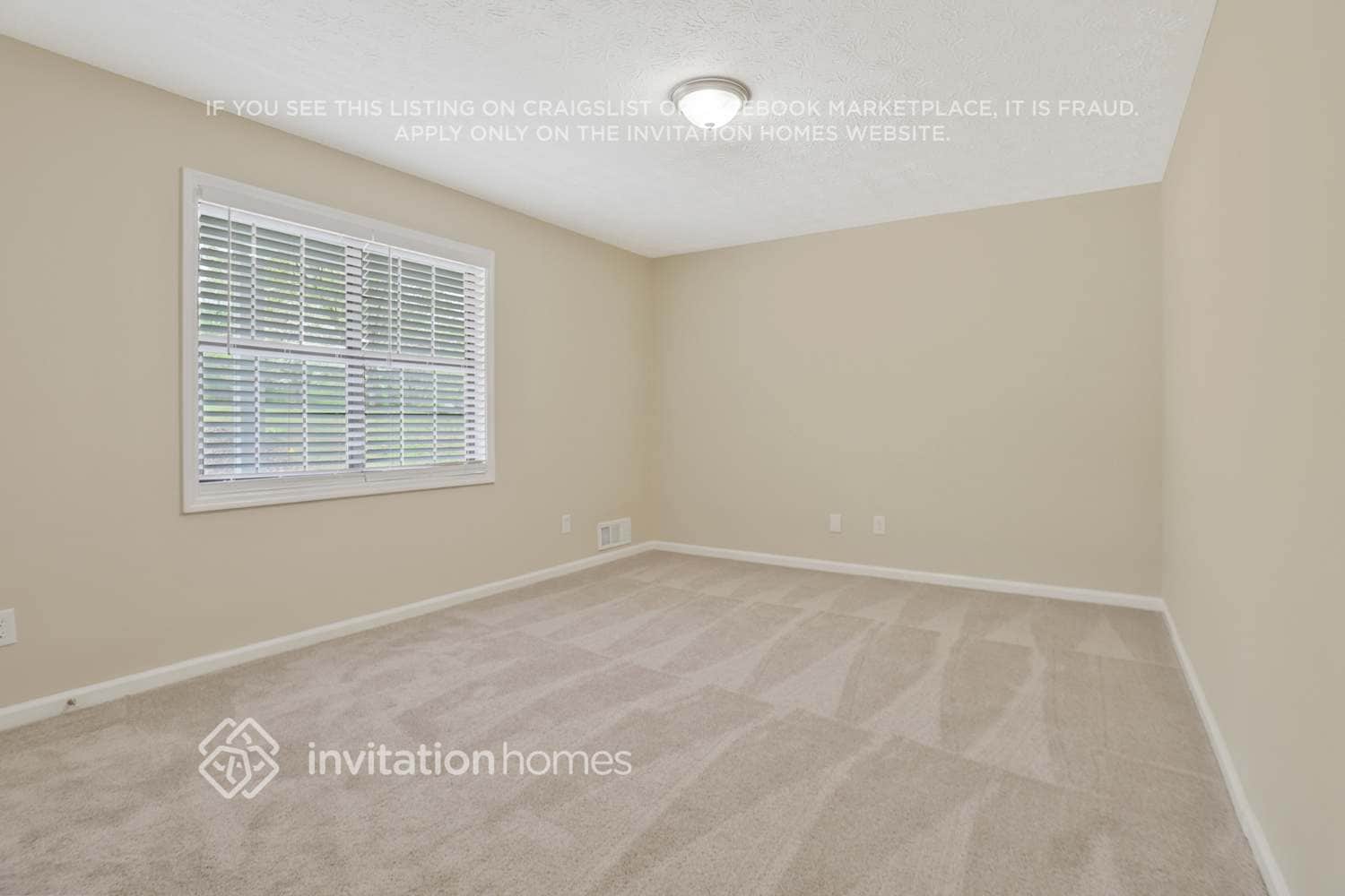 Building Photo - 350 Edna Dr