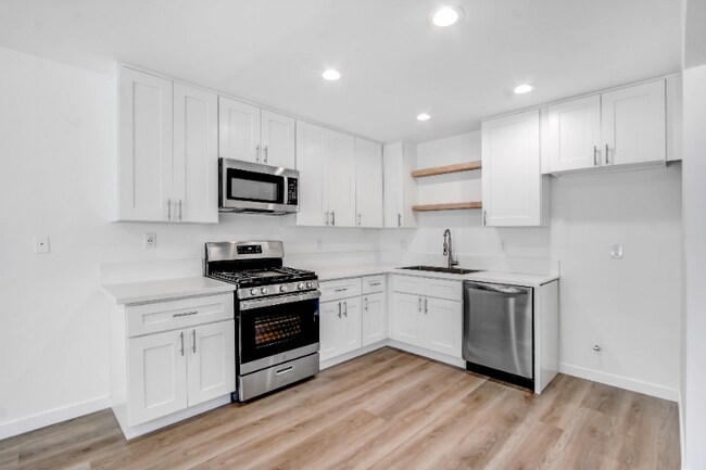 Building Photo - 3099 Ginger Ave