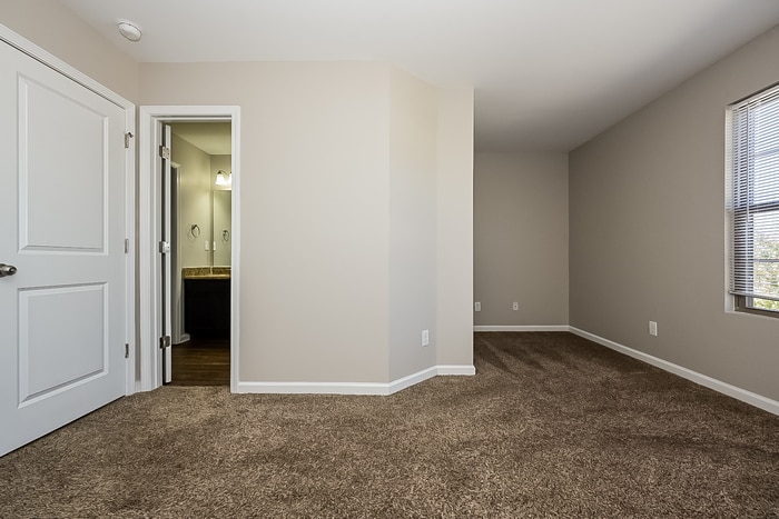 Building Photo - 2435 Marlin Dr