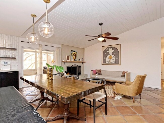 Building Photo - 5209 Fort Mason Dr