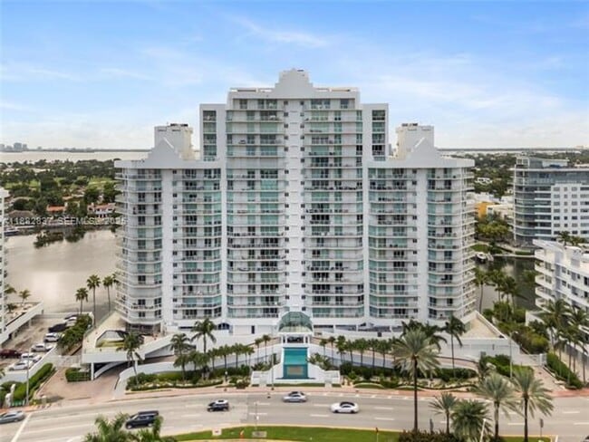 Building Photo - 5900 Collins Ave