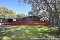 Building Photo - 537 Tamarack Dr