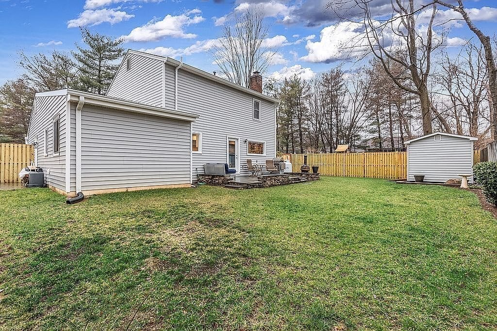 Building Photo - 9551 Pine Cluster Cir
