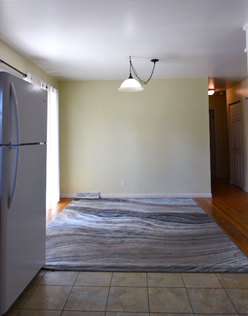 Building Photo - 827 Golden Hill St