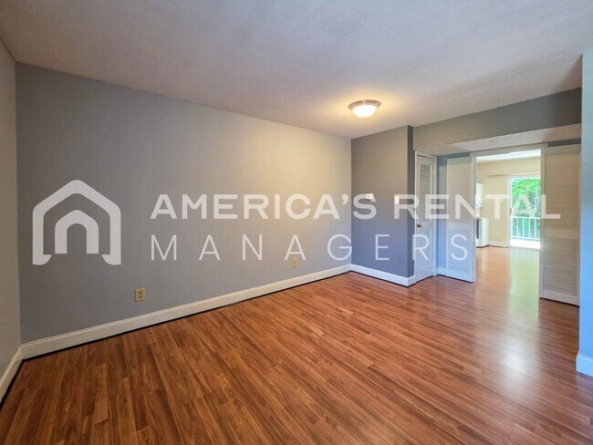 Building Photo - 3441 Sandner Ct
