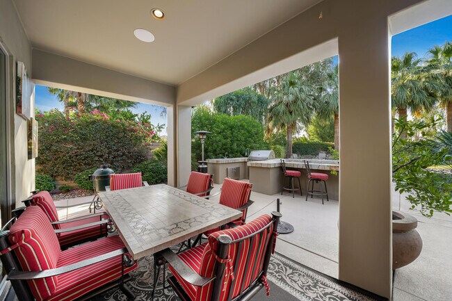 Building Photo - 48532 Bighorn Dr