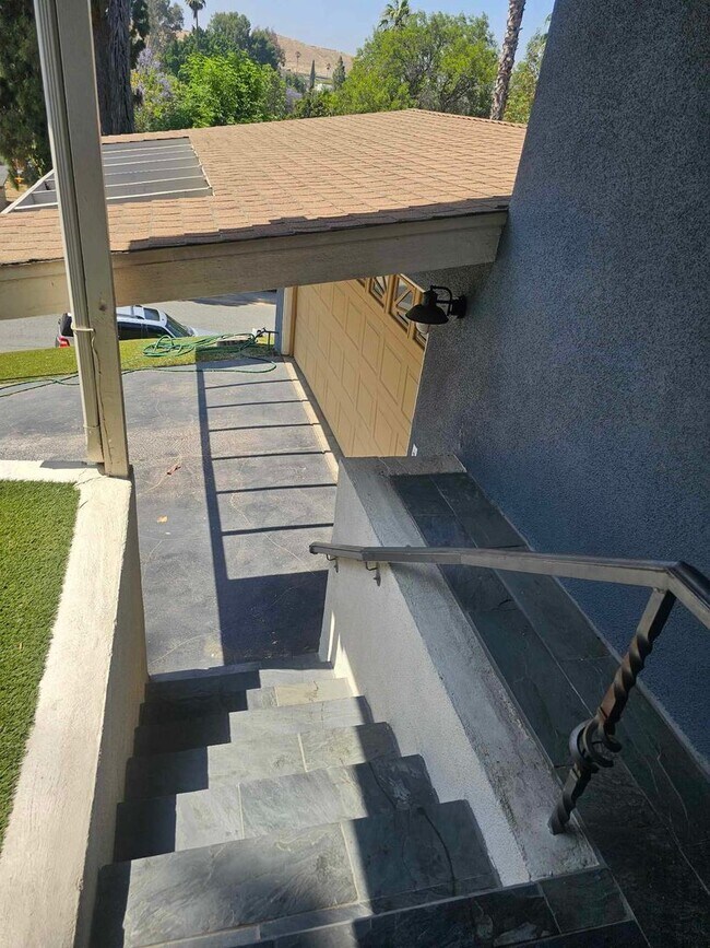 Building Photo - 2975 Robin Rd