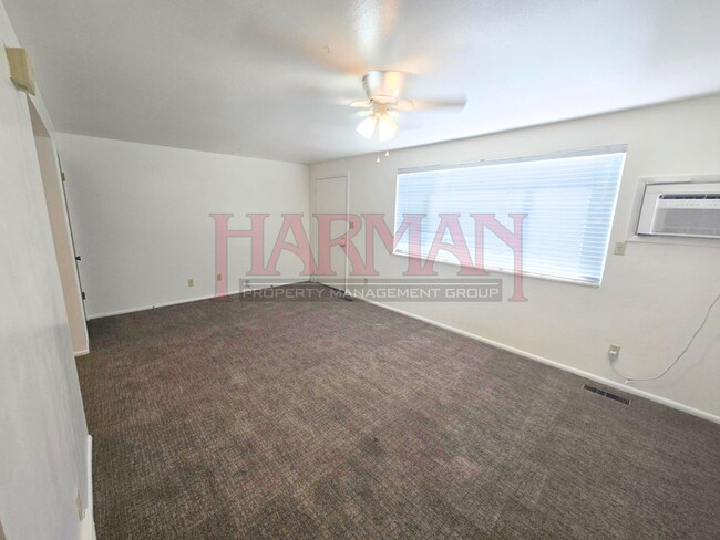 Building Photo - 1127 E 960 S