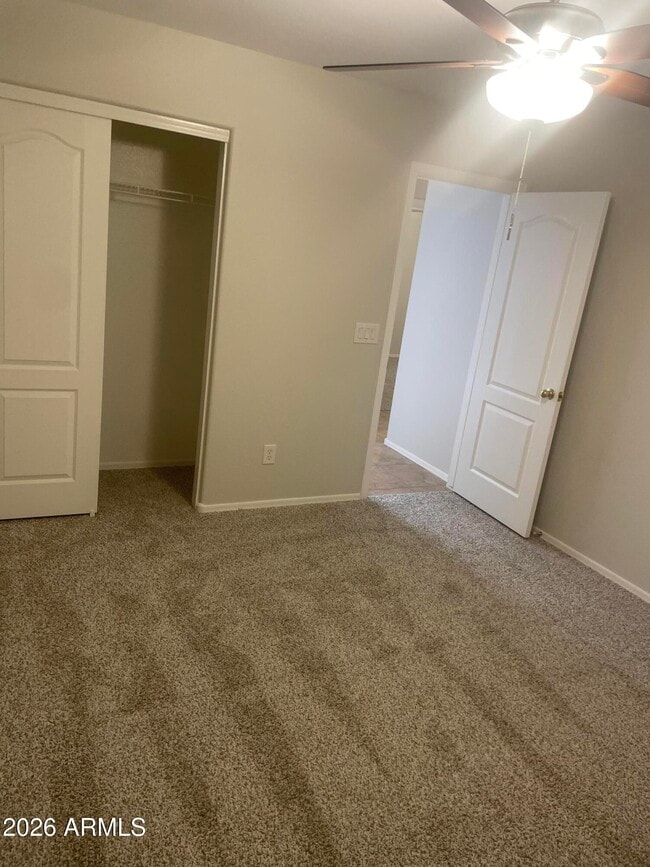 Building Photo - 24039 N Mojave Ln