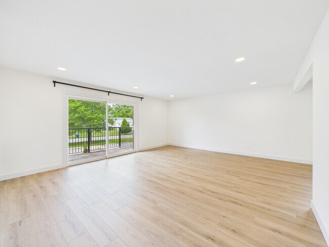 Building Photo - 4525 Blackhawk Ln