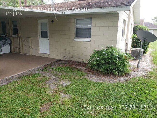 Building Photo - Tavares 1 Bed 1 Bath Apartment
