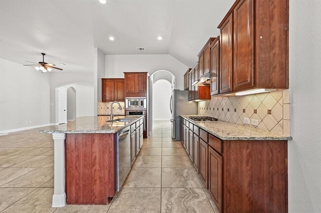 Building Photo - 645 Clear Springs Hollow