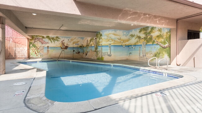 Pool - King's Towers