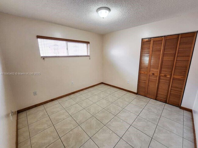 Building Photo - 3170 W 78th St