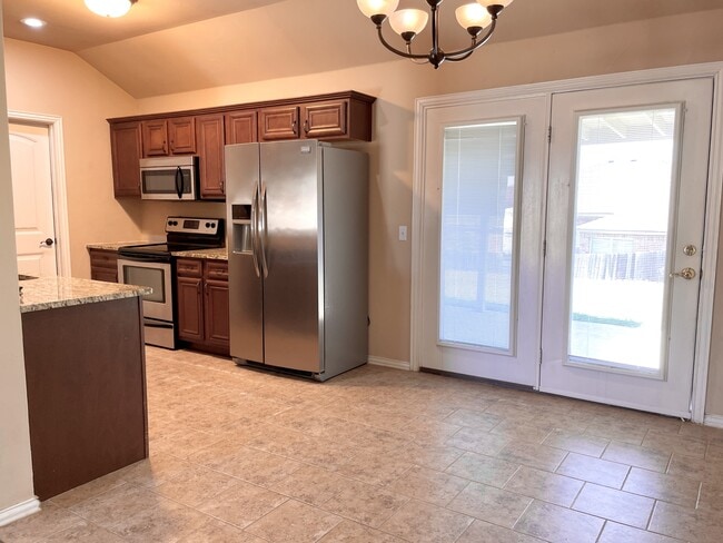 Building Photo - 4905 Rock Creek Rd