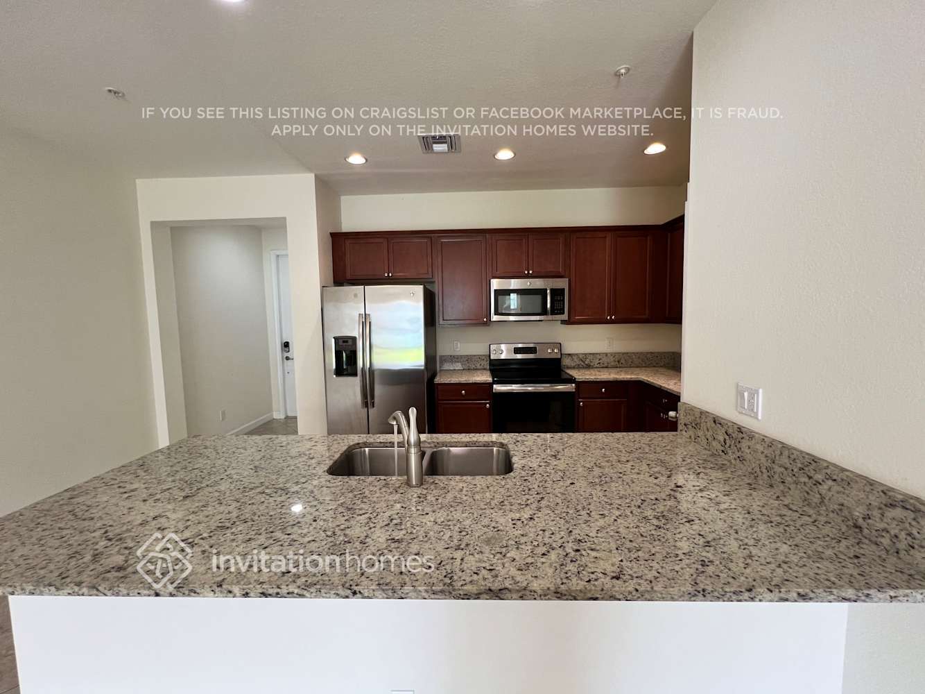 Building Photo - 9731 SW Purple Martin Way