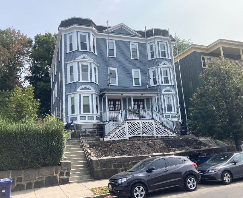 Building Photo - 106 Hyde Park Ave