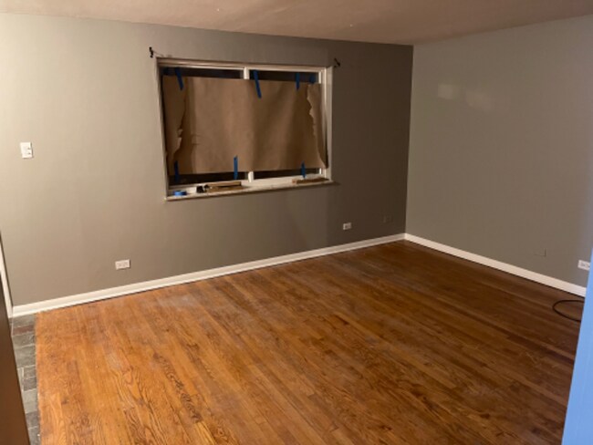 Building Photo - 14530 Halsted St