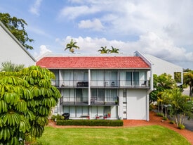 Building Photo - The Palms at Forest Hills