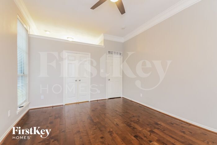 Building Photo - 3152 Bourbon St Cir
