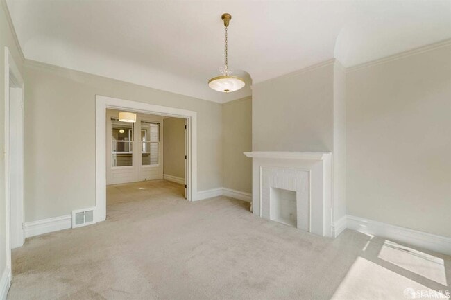 Building Photo - 928 Greenwich St