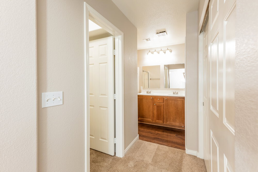 Building Photo - 8024 Aztec Basin Ave