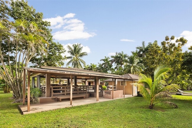 Building Photo - 20450 SW 198th Ave