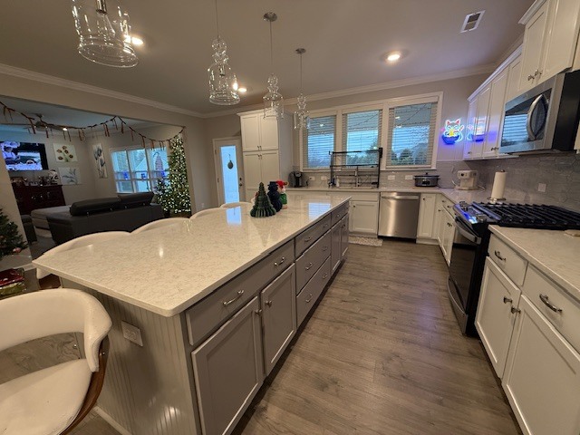 Building Photo - 648 Meadowlark Dr