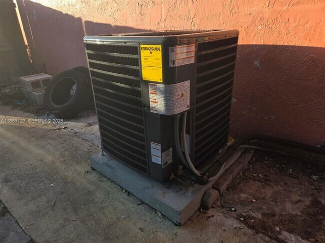 Building Photo - 2430 NW 83rd Way