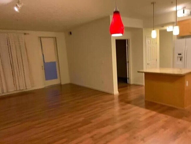 Living room vacant near hall - 800 N 8th St