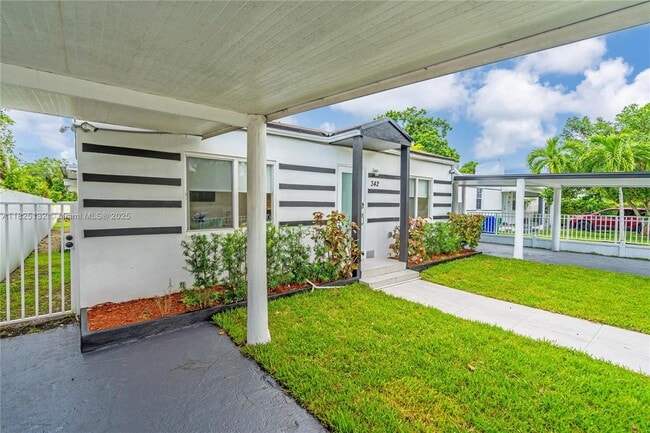 Building Photo - 342 NW 46th St