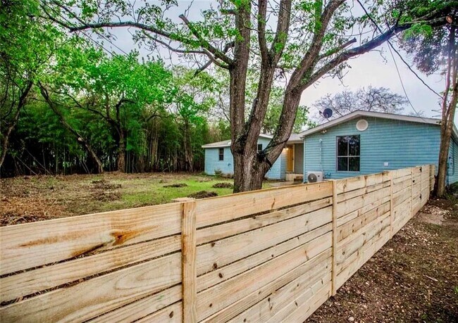 Building Photo - 8308 Peaceful Hill Ln