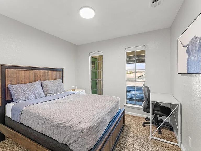 Building Photo - 5501 Purple Sage Dr
