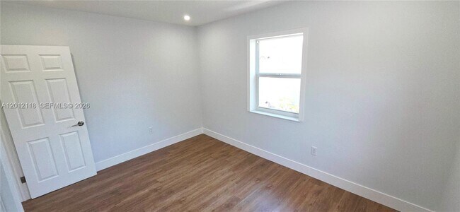 Building Photo - 2355 SW 27th St