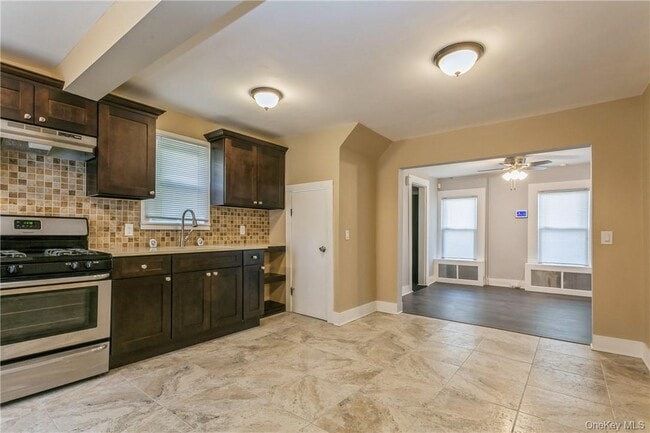 Building Photo - 156 Bellevue Pl