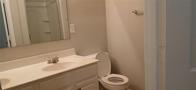 Building Photo - 757 Crestwell Cir