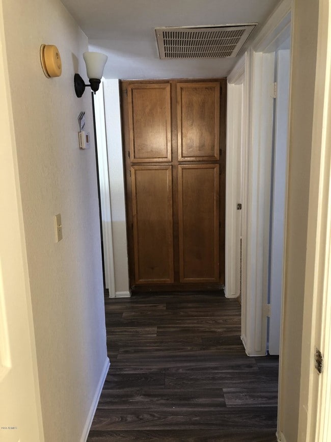 Building Photo - 5533 W Cholla St