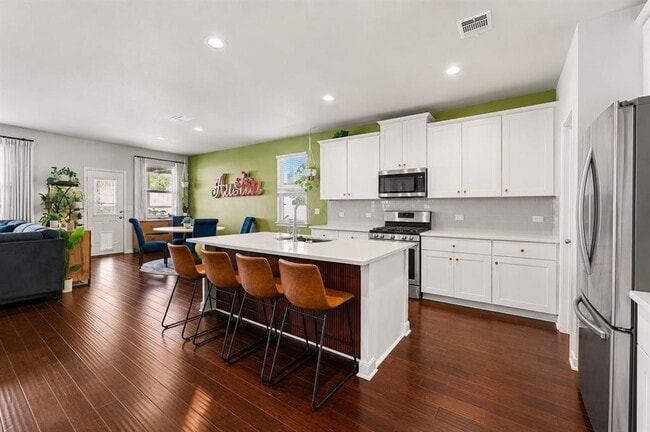 Building Photo - 5809 Lehman Way