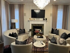 Living Room - 835 W Bradley Pl