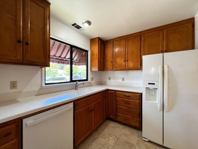 Building Photo - Charming 2 Bedroom, 2 Bathroom Home in Napa