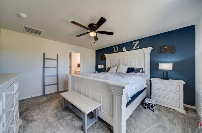 Building Photo - 8262 Buffalo Horn Dr