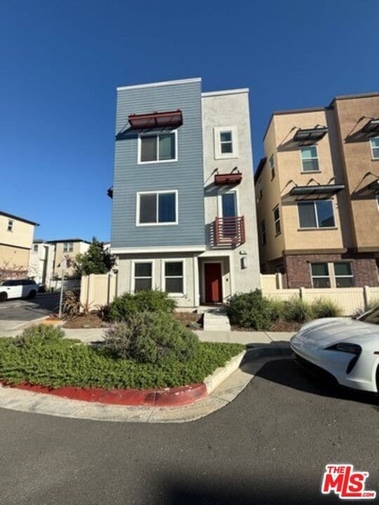 Building Photo - 782 Daniel Freeman Cir