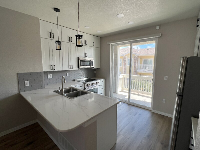 Building Photo - 9514 Pearl Cir