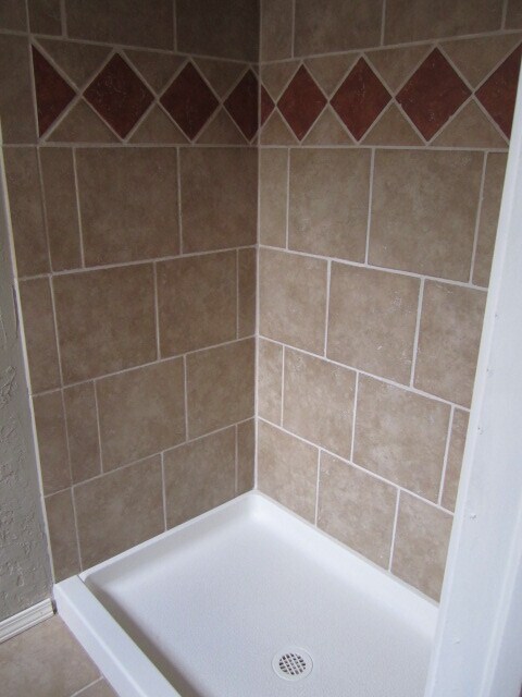 Building Photo - 4029 N Nicklas Ave