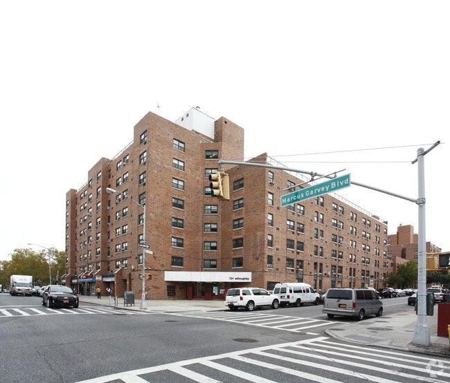 Primary Photo - Willoughby Court Apartments