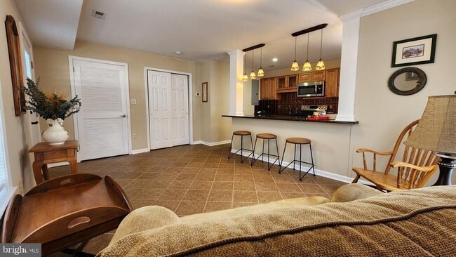 Building Photo - 332 Edgemont Ave