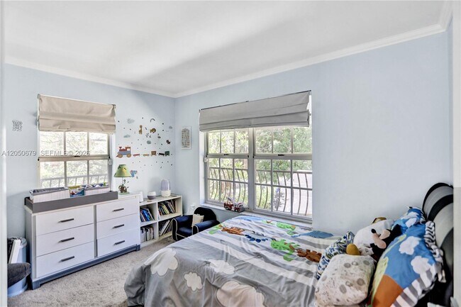 Building Photo - 3135 Gifford Ln