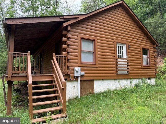 Building Photo - 158 Green Mountain Ln