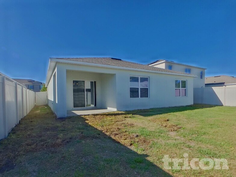 Building Photo - 9013 Pinales Wy